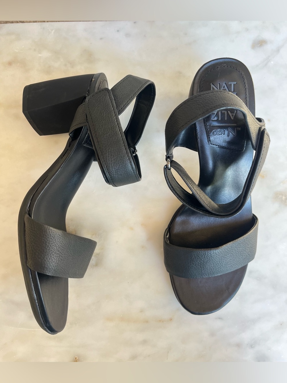 Naturalizer black sandal heels 9.5
